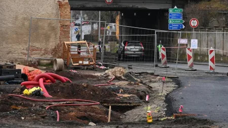 stredocesky-kraj-saha-na-jednu-z-nejrusnejsich-cest-u-prahy-ridici-se-musi-pripravit-na-omezeni