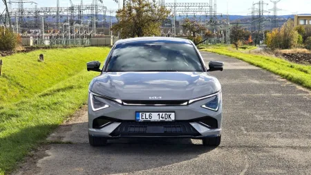 test-kia-ev6-gt-elektromobil-2025