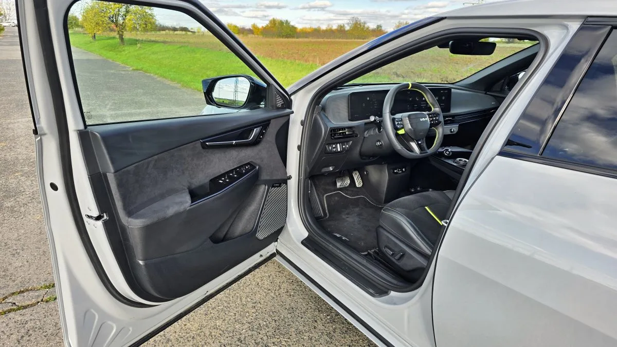 test-kia-ev6-gt-elektromobil-2025-15