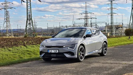 test-kia-ev6-gt-elektromobil-2025-2