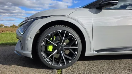 test-kia-ev6-gt-elektromobil-2025-9