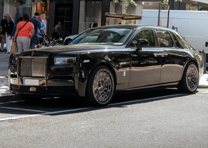 rolls-royce-phantom-kola-rolex-novitec