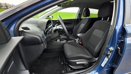 test-hyundai-bayon-1-0-t-gdi-dct-2025-21