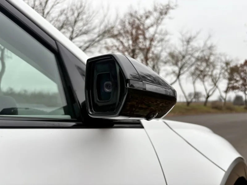 test-hyundai-ioniq-5-power-84-kwh-awd-elektromobil-2025-12