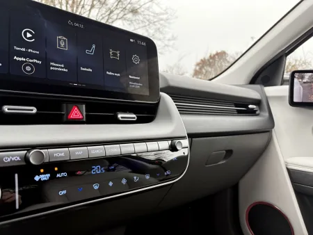 test-hyundai-ioniq-5-power-84-kwh-awd-elektromobil-2025-16