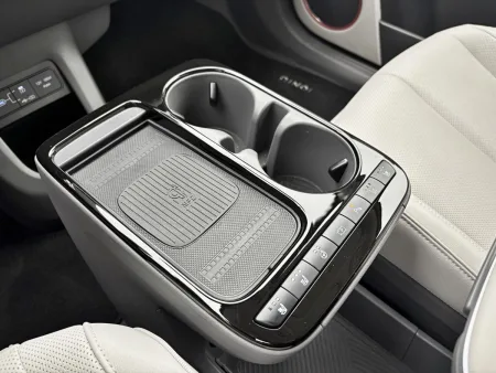 test-hyundai-ioniq-5-power-84-kwh-awd-elektromobil-2025-18