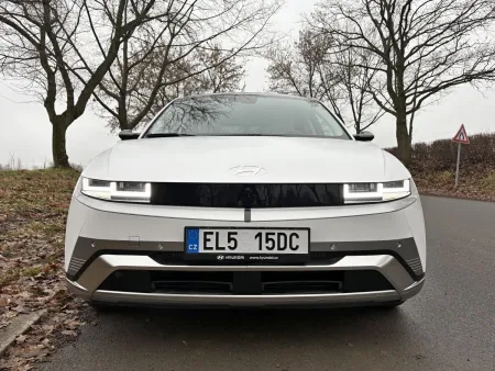 test-hyundai-ioniq-5-power-84-kwh-awd-elektromobil-2025-2
