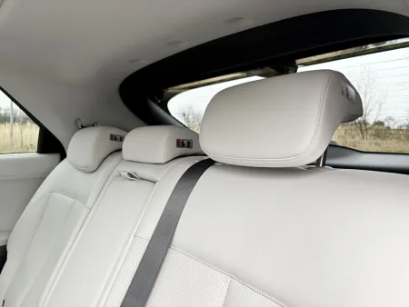 test-hyundai-ioniq-5-power-84-kwh-awd-elektromobil-2025-24