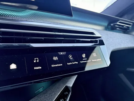 test-peugeot-5008-gt-hybrid-145-e-dcs6-2025-49