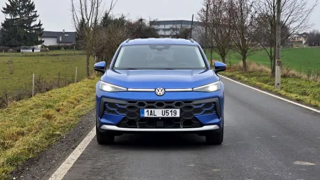 test-volkswagen-t-roc-1-5-etsi-110-kw-dsg-2025