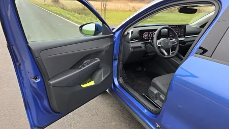 test-volkswagen-t-roc-1-5-etsi-110-kw-dsg-2025-14