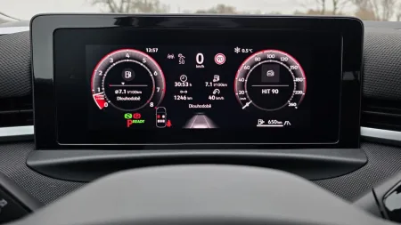 test-volkswagen-t-roc-1-5-etsi-110-kw-dsg-2025-19