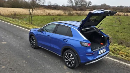 test-volkswagen-t-roc-1-5-etsi-110-kw-dsg-2025-25