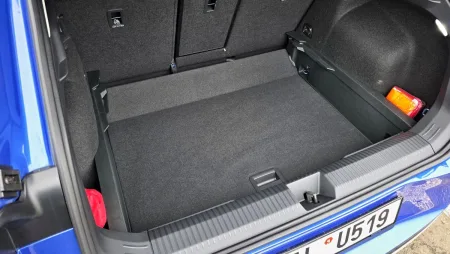 test-volkswagen-t-roc-1-5-etsi-110-kw-dsg-2025-27