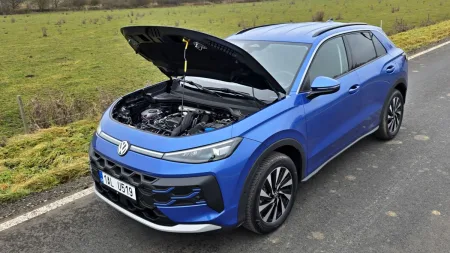 test-volkswagen-t-roc-1-5-etsi-110-kw-dsg-2025-29