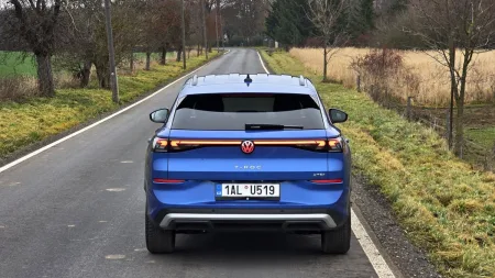test-volkswagen-t-roc-1-5-etsi-110-kw-dsg-2025-5