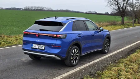 test-volkswagen-t-roc-1-5-etsi-110-kw-dsg-2025-6