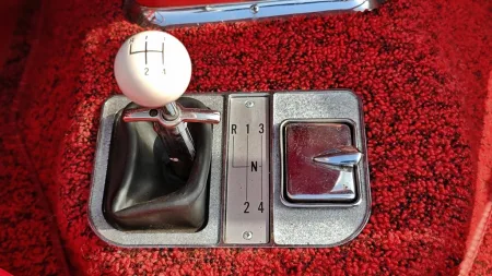 1959-chevrolet_corvette_c1-aukce-ministerstvo_vnitra-cenza-10