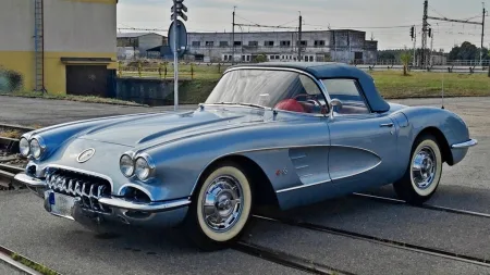 1959-chevrolet_corvette_c1-aukce-ministerstvo_vnitra-cenza-2