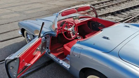 1959-chevrolet_corvette_c1-aukce-ministerstvo_vnitra-cenza-6