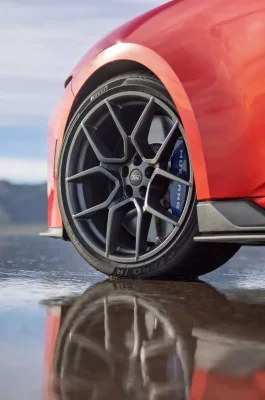 2026-ford-mustang-dark-horse-sc-14