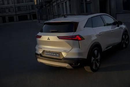 2026-mitsubishi-grandis-9