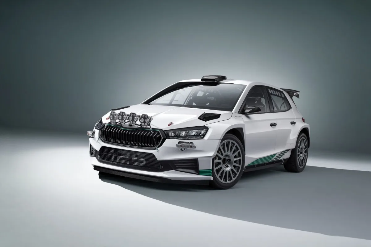 2026-skoda_fabia_rs_rally2-125_let_skoda_motorsport-2