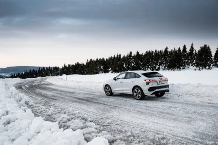 2026-audi-q3-sportback-tfsi-quattro-4