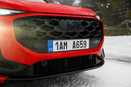 2026-audi-q3-suv-prvni-jizda-5