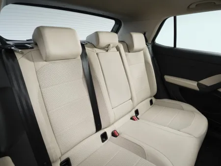 2026-skoda_kushaq-17