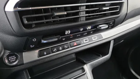 test-citroen-spacetourer-xl-2-2-bluehdi-180-eat8-2026-16