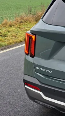 test-kia-sorento-phev-4x4-16-t-gdi-gpf-6at-7s-premium-2026-12