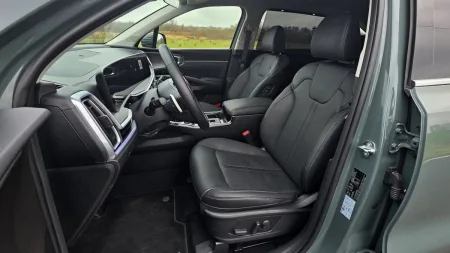 test-kia-sorento-phev-4x4-16-t-gdi-gpf-6at-7s-premium-2026-23