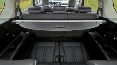 test-kia-sorento-phev-4x4-16-t-gdi-gpf-6at-7s-premium-2026-31