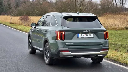 test-kia-sorento-phev-4x4-16-t-gdi-gpf-6at-7s-premium-2026-5