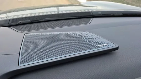 test-lynk-co-08-plug-in-hybrid-2026-22