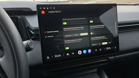 test-lynk-co-08-plug-in-hybrid-2026-27