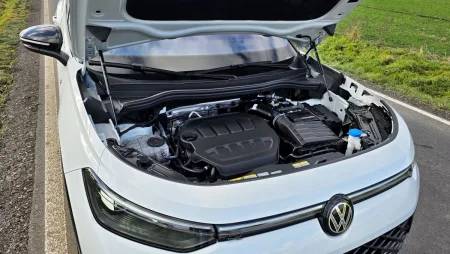 test-volkswagen-tayron-r-line-people-20-tsi-195-kw-4motion-2026-31