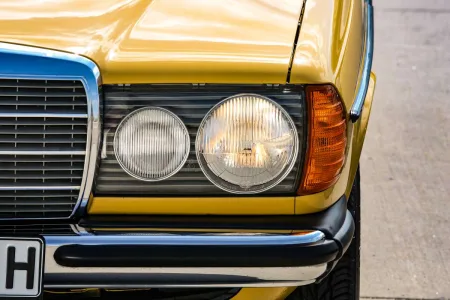 mercedes-benz-w123-7