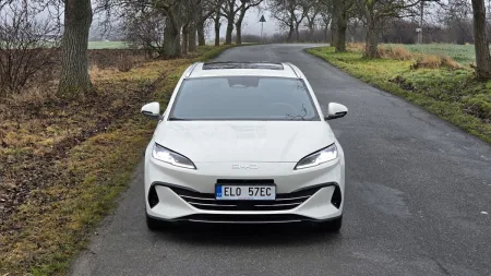 test-byd-seal-6-dm-i-touring-plug-in-hybrid-2026