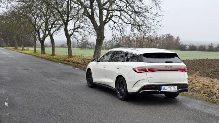 test-byd-seal-6-dm-i-touring-plug-in-hybrid-2026-5