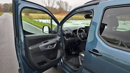 test-citroen-berlingo-xl-max-diesel-130k-automatic-2025-11