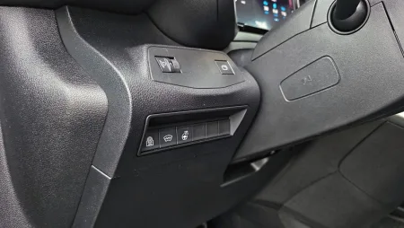 test-citroen-berlingo-xl-max-diesel-130k-automatic-2025-13