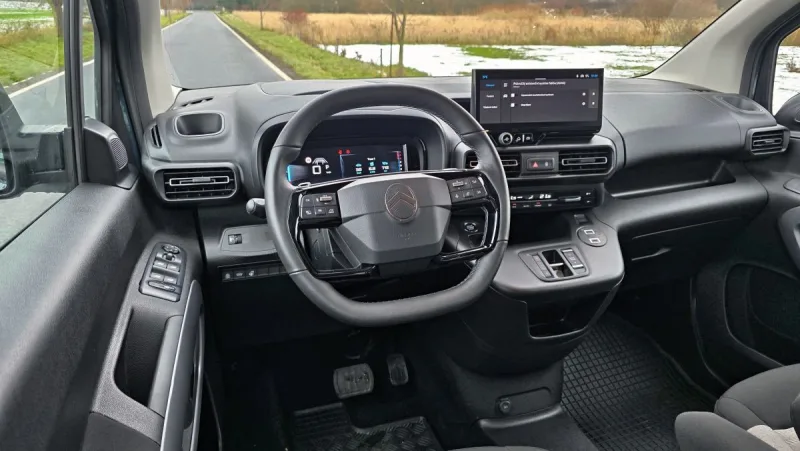 test-citroen-berlingo-xl-max-diesel-130k-automatic-2025-14