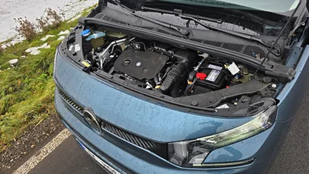 test-citroen-berlingo-xl-max-diesel-130k-automatic-2025-33