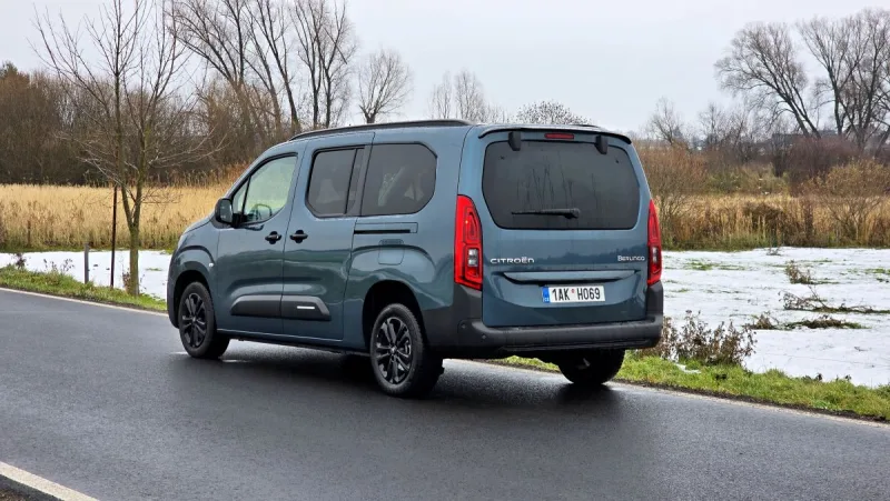 test-citroen-berlingo-xl-max-diesel-130k-automatic-2025-4
