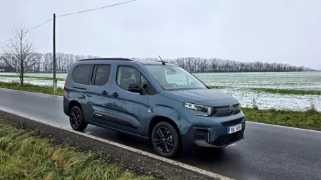 test-citroen-berlingo-xl-max-diesel-130k-automatic-2025-8