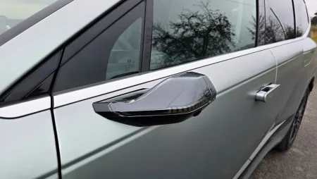 test-hyundai-ioniq-9-performance-elektromobil-2026-12