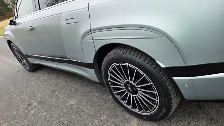 test-hyundai-ioniq-9-performance-elektromobil-2026-15