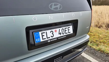 test-hyundai-ioniq-9-performance-elektromobil-2026-16